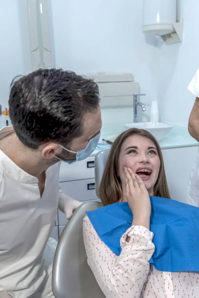 Best Dentist for Tooth Abscess  in Mount Washington, KY